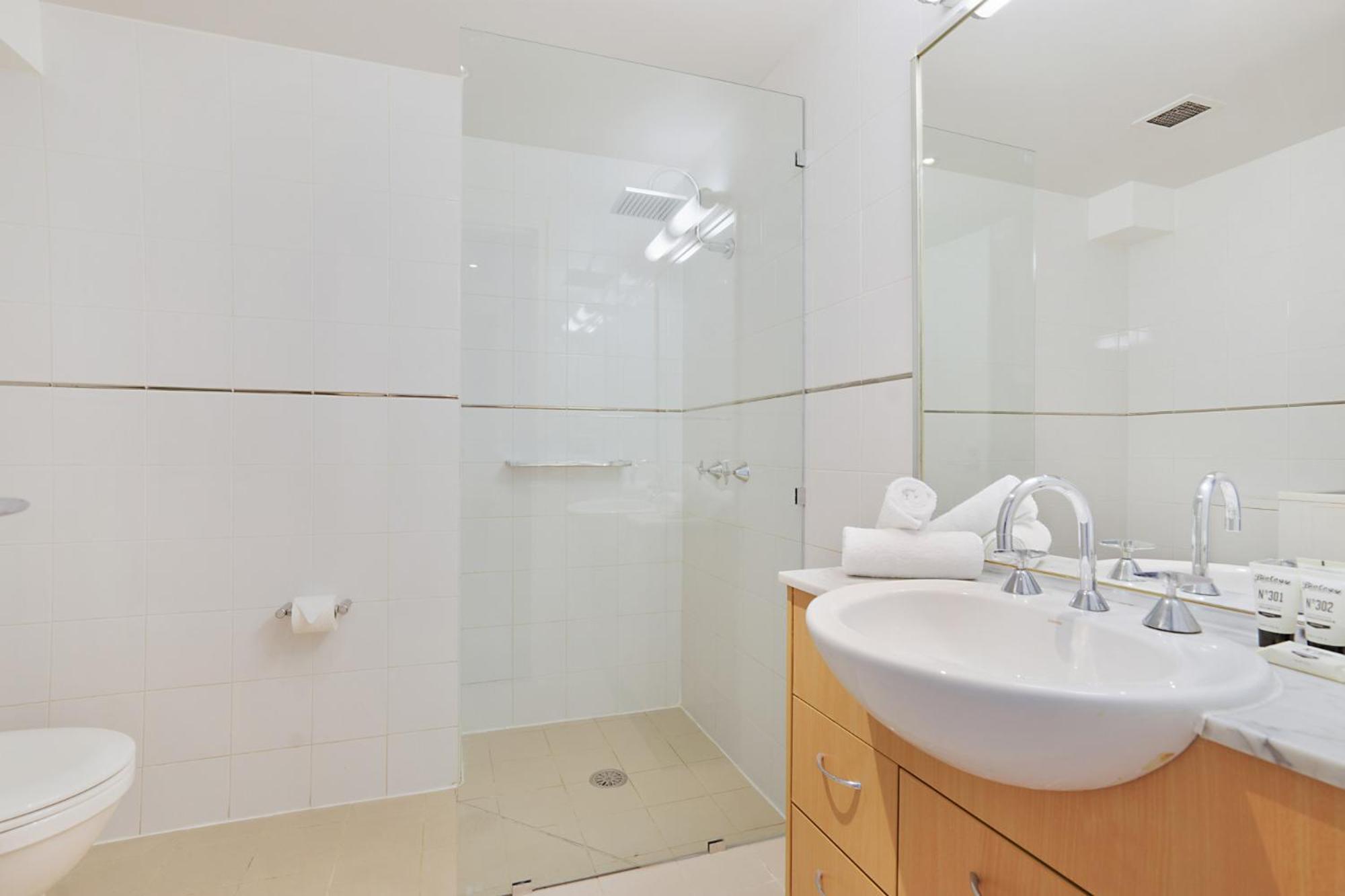 1-bedroom With Views Sydney