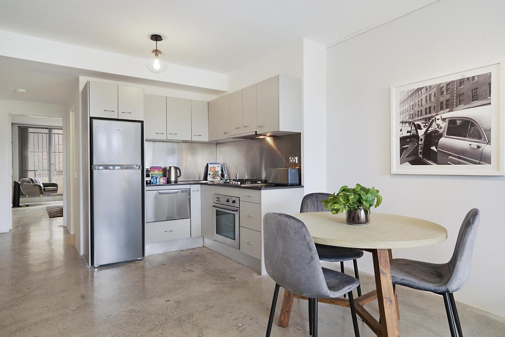 1-bedroom With Views Apartment *